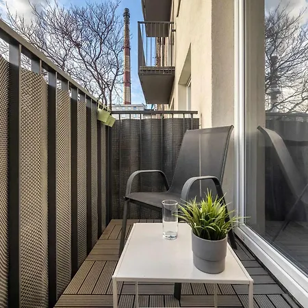 Апартаменты Elegancki We Wroclawiu Blisko Parku I Rzeki Z Klimatyzacja W Salonie I Biurkiem By Renters
